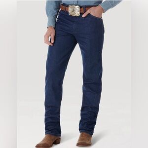Wrangler Men’s Cowboy Cut Straight Jeans